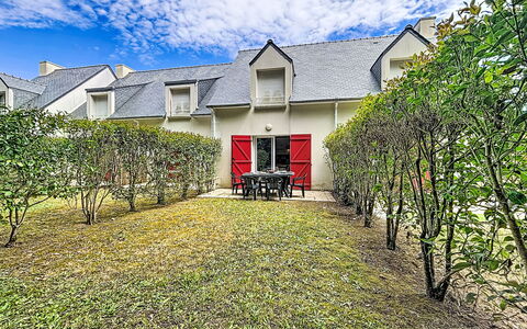 Maison Clos de Kermilienne: Resort, Estate, Hazienda, Balkon, Ferienort, Schwimmbad, Hotel, Strandresort, Landscaping