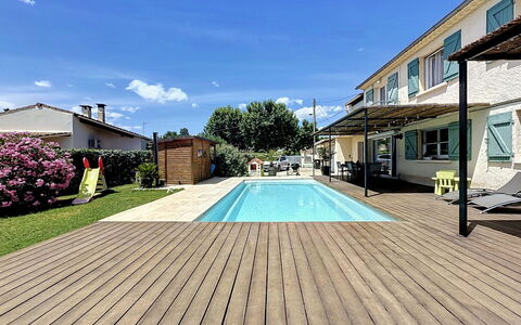 La Villa Soleya: Resort, Estate, Hazienda, Balkon, Ferienort, Schwimmbad, Hotel, Strandresort, Landscaping