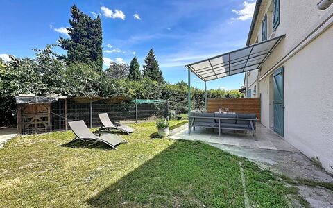La Villa Soleya: Resort, Estate, Hazienda, Balkon, Ferienort, Schwimmbad, Hotel, Strandresort, Landscaping