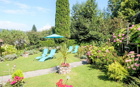 Velden am Wörthersee 39: Blume, Strauch, Garten, Ground, Landscaping, Rasen, Garten, Hinterhof, Botanischer Garten