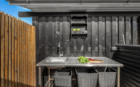 Asa - 500M from the Sea: Möbel, Holz, Interior Design, Flooring, Fussboden, Stuhl, Zimmer, Decke, Wohnzimmer, Wohnung