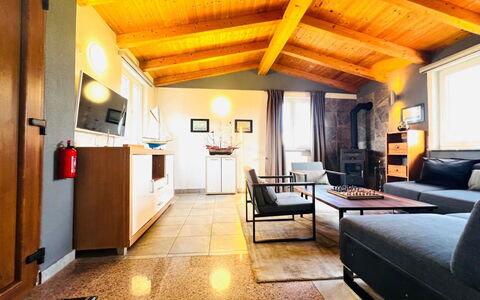 Larisa: Resort, Hotel, Ferienort