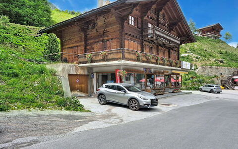 La Patrouille des Glaciers: Bergstation, Gebirge, Senke, Dorf, Bergdorf, Balkon