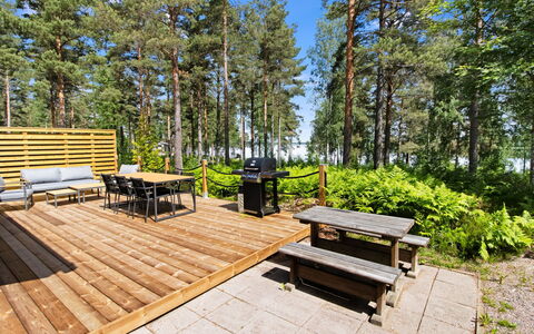 Tiira: Holz, Grundstueck, Deck, Garten, Schatten, Hartholz, Planke, Gartenmöbel, Landscaping