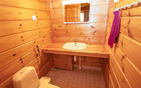 Tiira: Holz, Flooring, Armatur, Fussboden, Holzbeize, Badezimmer, Installation, Hartholz, Zimmer, Planke