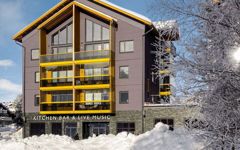 Levin Kunkku B2: Wohnung, Einfrieren, Winter, Schnee, Hotel, Abstellgleis