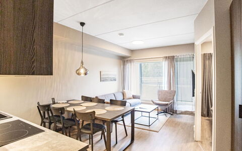 Äkäspokka: Interior Design, Möbel, Flooring, Fussboden, Wand, Holz, Decke, Holzboden, Light Fixture, Zimmer