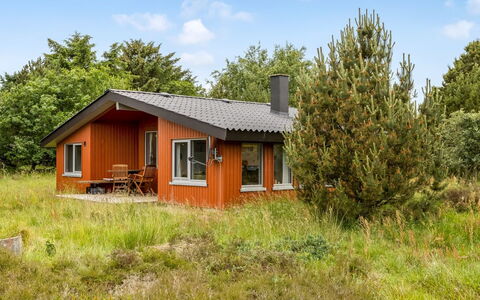 Tuija - 2.8Km from the Sea: Holz, Möbel, Stuhl, Meer, Wohnung, Balkon, Ozean, Schatten, Gartenmöbel, Holzbeize