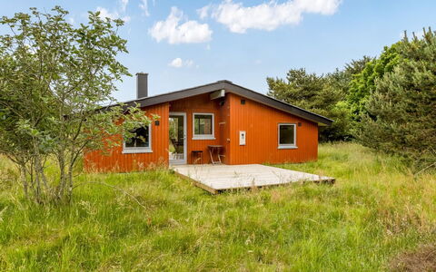 Tuija - 2.8Km from the Sea: Holz, Möbel, Stuhl, Meer, Wohnung, Balkon, Ozean, Schatten, Gartenmöbel, Holzbeize
