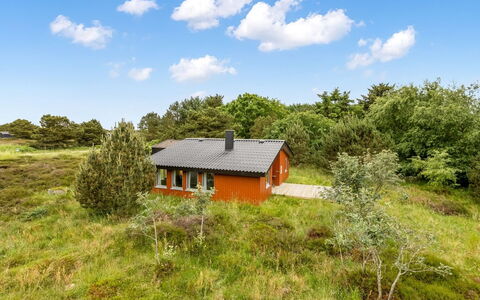 Tuija - 2.8Km from the Sea: Holz, Möbel, Stuhl, Meer, Wohnung, Balkon, Ozean, Schatten, Gartenmöbel, Holzbeize