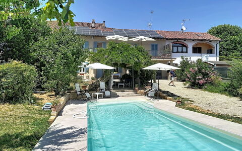 La Casetta di Palmira: Schwimmbad, Gartenmöbel, Resort, Möbel, Freizeit, Regenschirm, Stuhl, Schatten, Hazienda, Eco Hotel