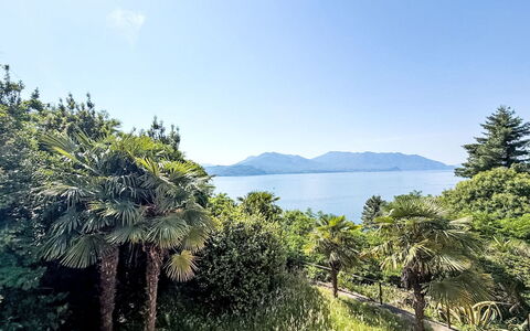 Malpaga: Himmel, Blau, Grün, Blatt, Natur, Vegetation, Natürliche Landschaft, Landschaft, Küsten Und Ozeanische Forms, Pflanzengemeinschaft