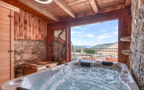 Villa Lara: Schwimmbad, Wohngebiet, Thermae, Resort, Verbundwerkstoff, Freizeit, Estate, Kunstrasen, Hazienda, Villa