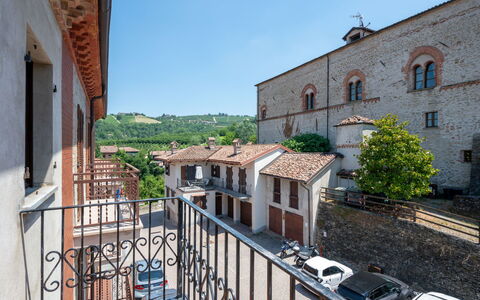 Velina: Schwimmbad, Wohngebiet, Thermae, Resort, Verbundwerkstoff, Freizeit, Estate, Kunstrasen, Hazienda, Villa