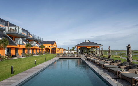 Rambin 100: Schatten, Estate, Resort, Eco Hotel, Villa, Ferienort, Hotel, Schwimmbad