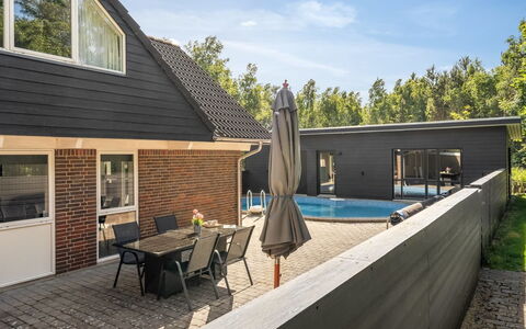Ingward - 200M to the Fjord: Möbel, Gartenmöbel, Stuhl, Schatten, Tisch Im Freien, Zimmerpflanze, Terrasse, Garten, Design, Balkon