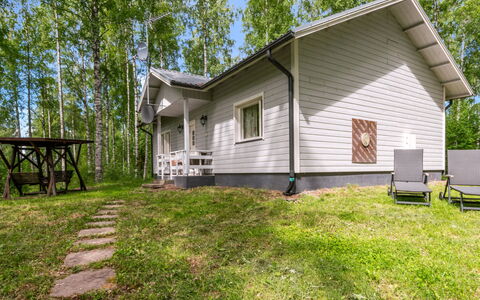 Lääsänäyräs: Möbel, Gartenmöbel, Stuhl, Schatten, Tisch Im Freien, Zimmerpflanze, Terrasse, Garten, Design, Balkon