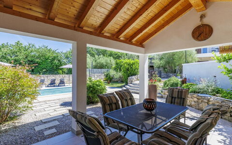 Pišurinka: Möbel, Gartenmöbel, Stuhl, Schatten, Tisch Im Freien, Zimmerpflanze, Terrasse, Garten, Design, Balkon