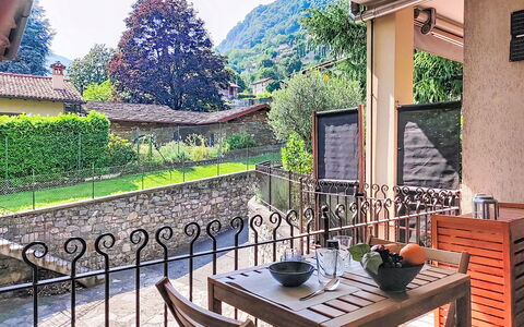Riva&Lago: Möbel, Gartenmöbel, Stuhl, Schatten, Tisch Im Freien, Zimmerpflanze, Terrasse, Garten, Design, Balkon
