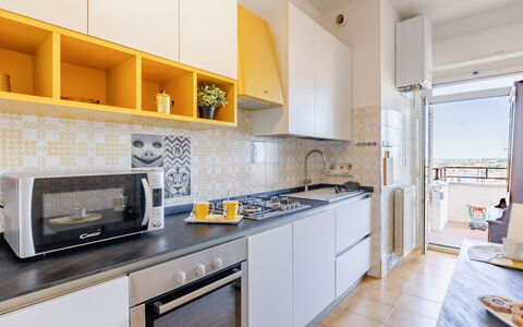 Corso 109: Küche, Küchengerät, Major Appliance, Countertop, Interior Design, Flooring, Fussboden, Cabinetry, Herd, Zimmer