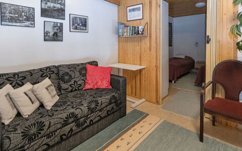 Teerenpesue D 27: Möbel, Wand, Flooring, Fussboden, Interior Design, Holz, Couch, Zimmer, Decke, Wohnzimmer