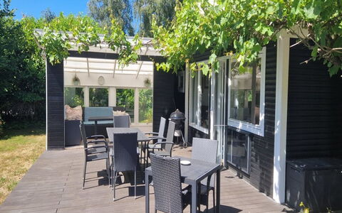 Birge - 600M from the Sea: Möbel, Schatten, Gartenmöbel, Stuhl, Garten, Garten, Hinterhof, Tisch Im Freien, Outdoor Struktur, Veranda