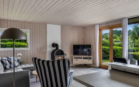Jovana - 500M from the Sea: Wohngebiet, Wohnung, Estate, Resort, Villa, Balkon, Villa, Schwimmbad