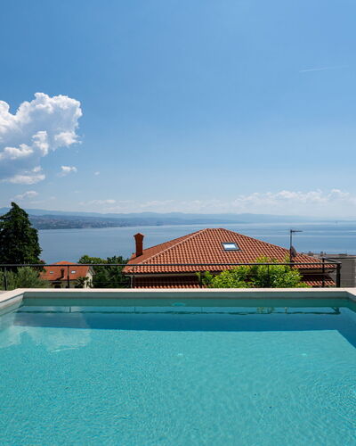 Salvia: Wohngebiet, Wohnung, Estate, Resort, Villa, Balkon, Villa, Schwimmbad
