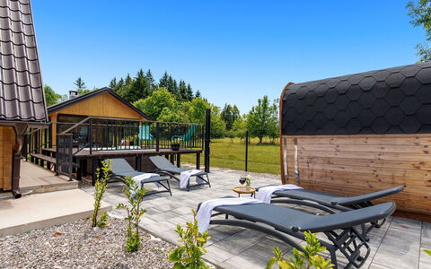 Ivica: Wohngebiet, Wohnung, Estate, Resort, Villa, Balkon, Villa, Schwimmbad