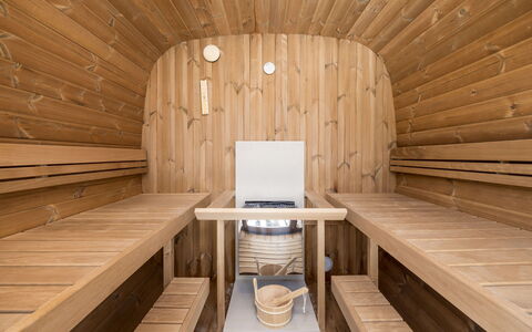 Ivica: Wohngebiet, Wohnung, Estate, Resort, Villa, Balkon, Villa, Schwimmbad
