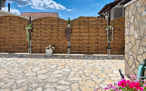 Denis: Wohngebiet, Wohnung, Estate, Resort, Villa, Balkon, Villa, Schwimmbad
