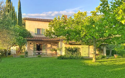 Cairaossa Tuscan Retrait: Möbel, Interior Design, Flooring, Fussboden, Holzboden, Holz, Stuhl, Decke, Küche & Esszimmer Tisch, Tabelle