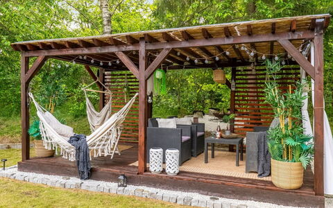 Myrra: Holz, Gartenmöbel, Möbel, Garten, Tisch Im Freien, Gazebo, Hinterhof, Terrasse, Outdoor Struktur, Hartholz