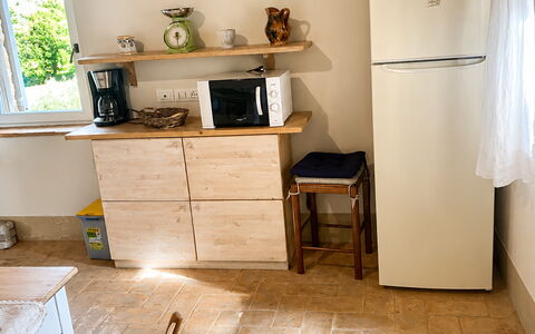 Il Casale al Colle: Möbel, Flooring, Holz, Fussboden, Interior Design, Holzboden, Zimmer, Cabinetry, Holzbeize, Schublade