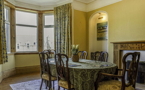 Lossiemouth Manor: Wohnung, Die Architektur, Wohngebiet, Eigentumswohnung, Verbundwerkstoff, Urban Design, Balkon, Mischnutzung, Schatten