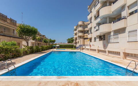 Maritim: Wohnung, Eigentumswohnung, Balkon, Hotel