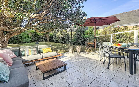 Armorique: Möbel, Gartenmöbel, Stuhl, Tabelle, Tisch Im Freien, Garten, Flooring, Küche & Esszimmer Tisch, Flagstone, Fussboden