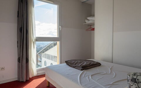 Grasse 616: Gebäude, Wand, Fenster, Wohngebiet, Nachbarschaft, Fassade, Haus, \Stadt, Zuhause, Balkon