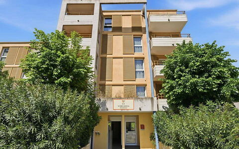 Grasse 617: Wohnung, Eigentumswohnung, Wohngebiet, Mischnutzung, Balkon, Hotel