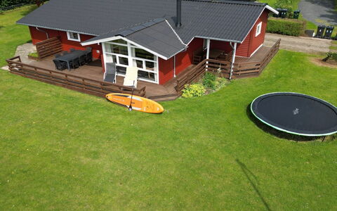 Vinny - 1Km from the Sea: Gras, Haus, Hütte, Dach, Zuhause, Rasen, Garten, Garten, Hinterhof, Bauernhaus