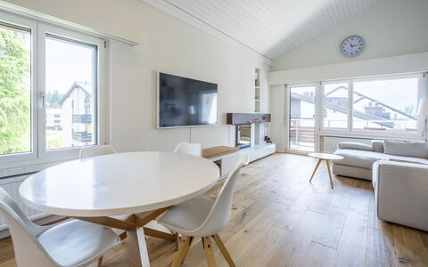 Casa Curnera 8: Interior Design, Flooring, Fussboden, Möbel, Holz, Decke, Holzboden, Wohnzimmer, Couch, Beleuchtung