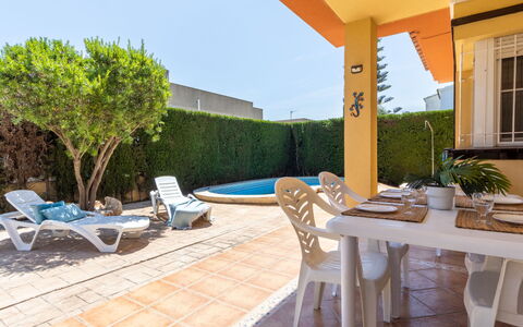 Lisa: Schwimmbad, Schatten, Estate, Resort, Eco Hotel, Villa, Garten, Hotel, Hinterhof, Hazienda