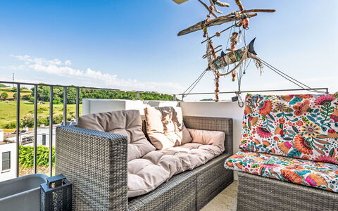 Alturan: Möbel, Küche & Esszimmer Tisch, Stuhl, Fussboden, Meer, Balkon, Ozean, Resort, Eco Hotel, Esszimmer