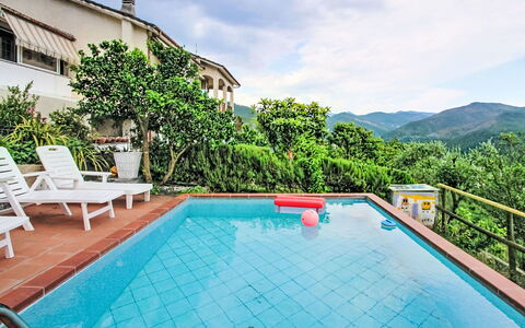 Cà Olivella: Möbel, Küche & Esszimmer Tisch, Stuhl, Fussboden, Meer, Balkon, Ozean, Resort, Eco Hotel, Esszimmer