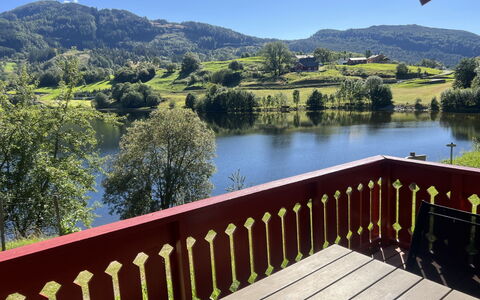 Vasselbu: Möbel, Küche & Esszimmer Tisch, Stuhl, Fussboden, Meer, Balkon, Ozean, Resort, Eco Hotel, Esszimmer