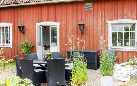 Onsjö: Möbel, Küche & Esszimmer Tisch, Stuhl, Fussboden, Meer, Balkon, Ozean, Resort, Eco Hotel, Esszimmer