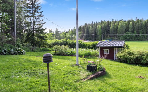 Whispering Woods: Gras, Grün, Strauch, Landschaft, Grundstueck, Garten, Rasen, Ground, Pole