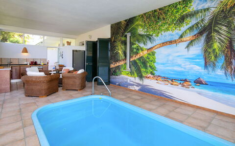 Castillo: Möbel, Gartenmöbel, Schwimmbad, Resort, Freizeit, Eco Hotel, Schatten, Stuhl, Hotel, Tropen