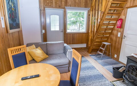 Juhlamenot Mökki 9: Familienauto, Wohnung, Luxus-Fahrzeug, Mittelklasse-Pkw, Parkplatz, Limousine, Kompaktwagen, City Car