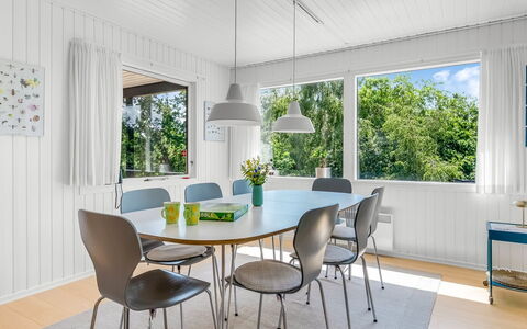 Tabetha - 800M from the Sea: Interior Design, Möbel, Flooring, Fussboden, Holz, Decke, Küche & Esszimmer Tisch, Esszimmer, Stuhl, Tabelle